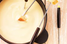 Fondue Savoyarde RichesMonts Fondue Savoyarde RichesMonts